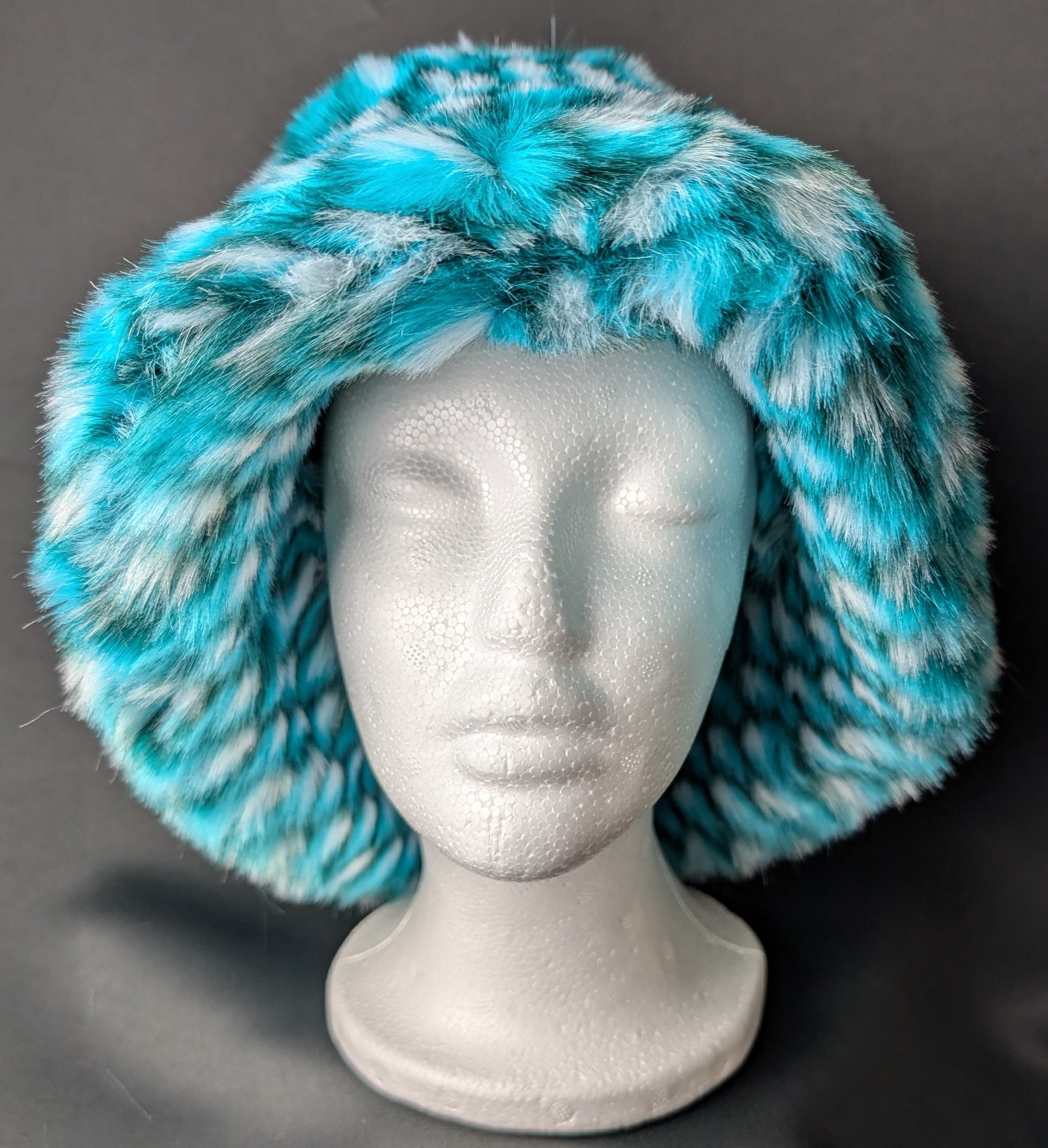 Cyan Feather Large